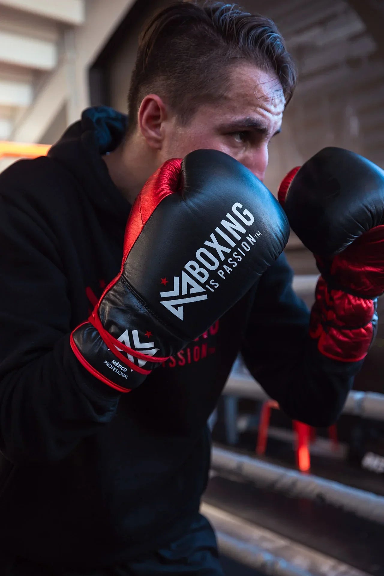 Picking the Perfect Pair of Sparring Boxing Gloves: A Knockout Guide