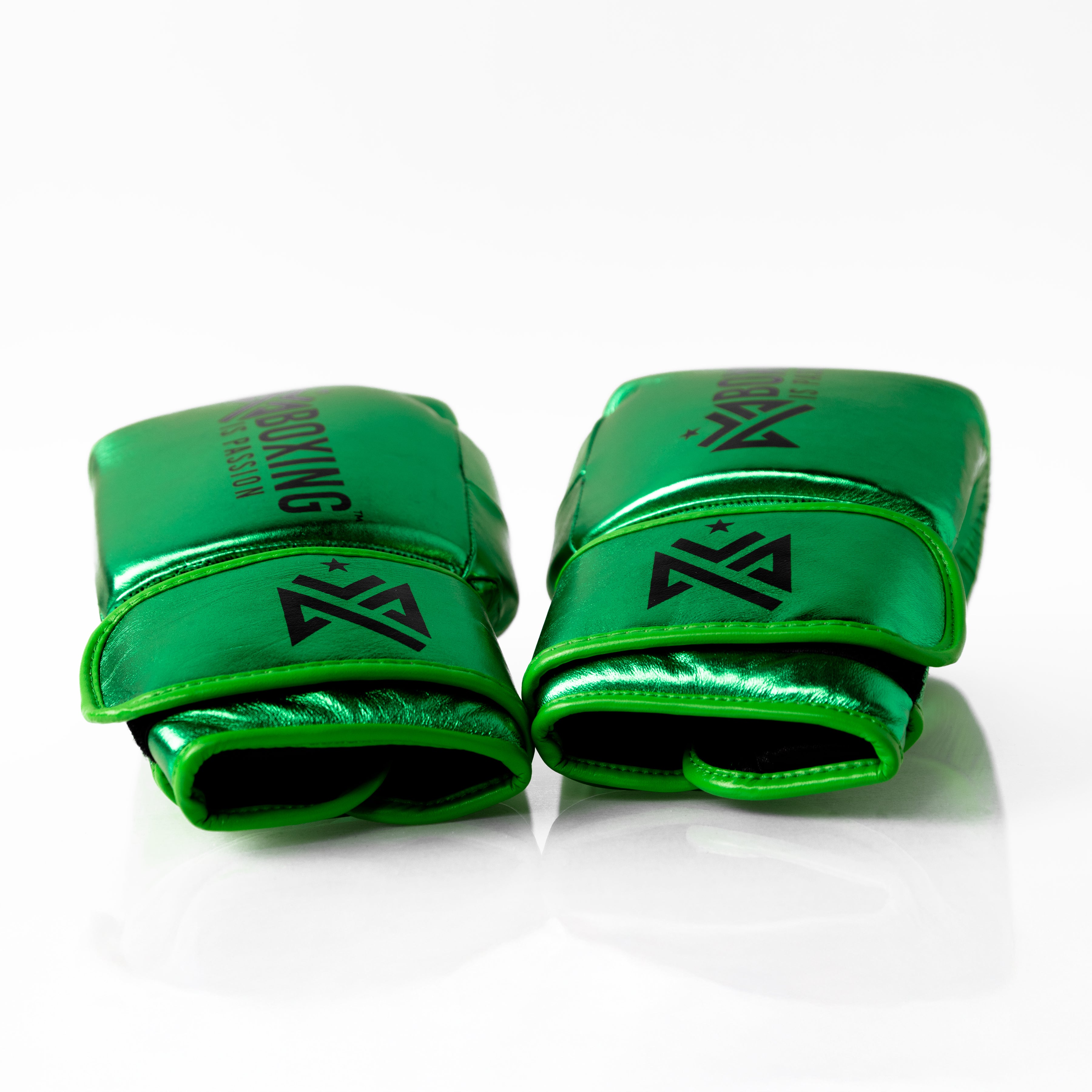 metallicgreensparringboxinggloves14ozvelcroback.jpg