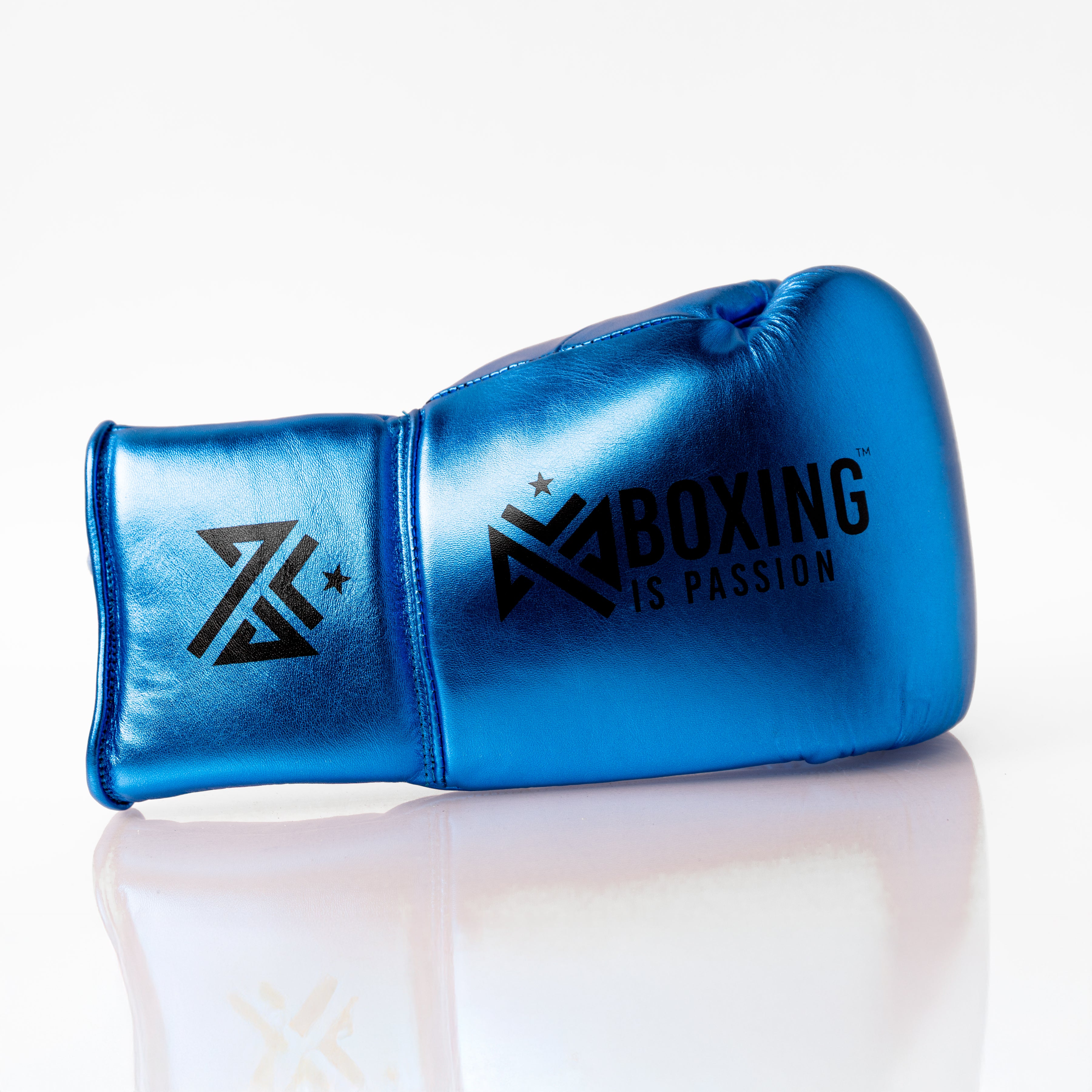 metalliclightbluesparringboxinggloves14ozlaceup.jpg